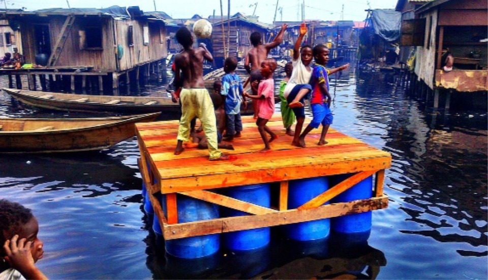 nigeria-lagos-ecole-flottante-de-makoko-par-kunle-adeyemi-nominee-design-de-lannee-2014-8